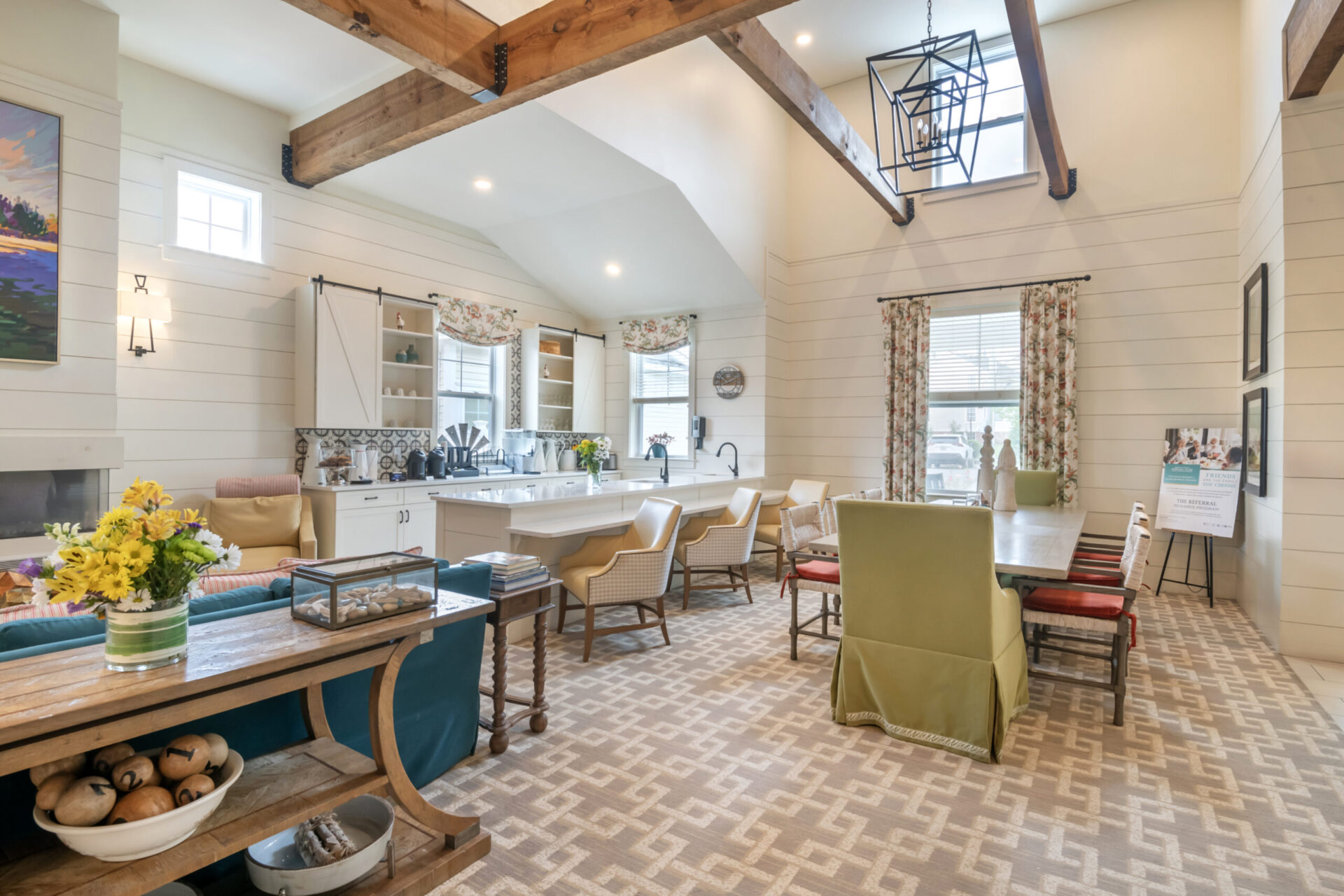 Kitchen & Dining area